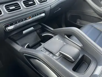 MERCEDES-BENZ GLE 350de 4M AMG Pano 360  LED Alu20