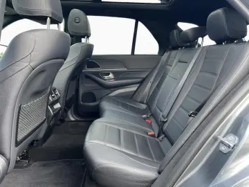 MERCEDES-BENZ GLE 350de 4M AMG Pano 360  LED Alu20