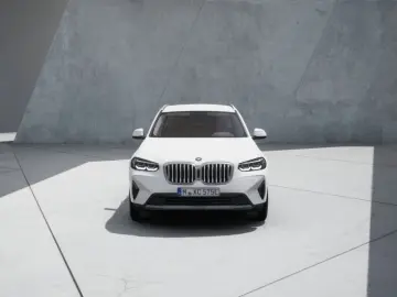 BMW X3 xDrive30e ACC SpurAss HiFi Navi ParkAss RFK