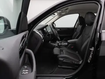 BMW X3 xD20i Kamera DAB HiFi Leder M Sport 19Zoll