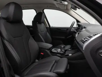 BMW X3 xD20i Kamera DAB HiFi Leder M Sport 19Zoll
