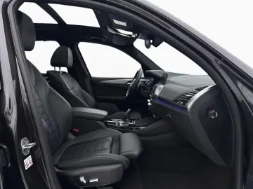 BMW X3 xDrive30d M SPORT AdLED AHK Pano HiFi HUD Kam