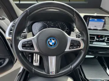 BMW X3 xDrive30e M-SPORT HYBRID LED NAVI HUD 20  AHK