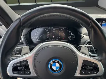 BMW X3 xDrive30e M-SPORT HYBRID LED NAVI HUD 20  AHK