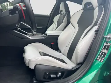 BMW M3 COMPETITION M xDrive    Drivers Package