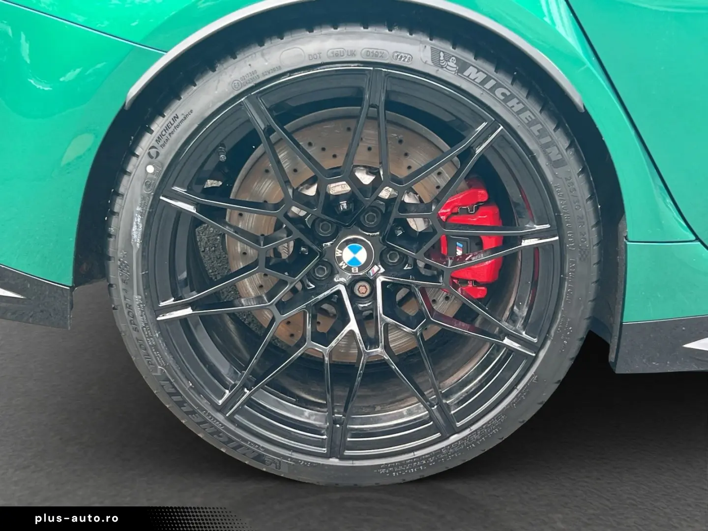 BMW M3 COMPETITION M xDrive    Drivers Package