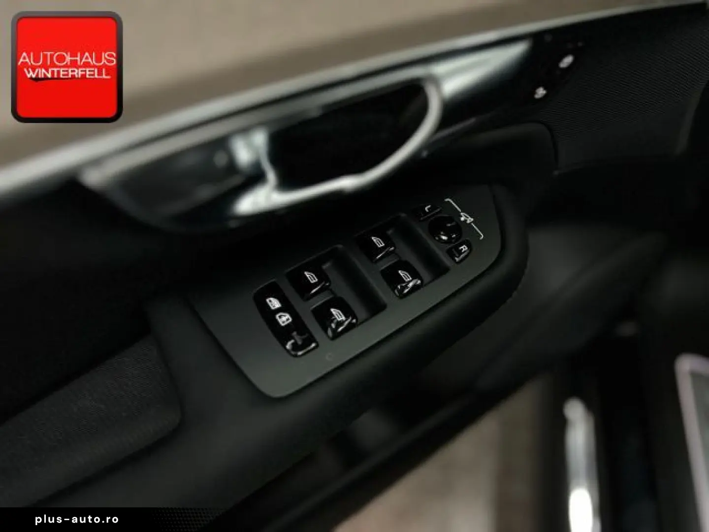 VOLVO XC90 B5 AWD PLUS BRIGHT 7SITZ AHK MATRIX 360 HUD