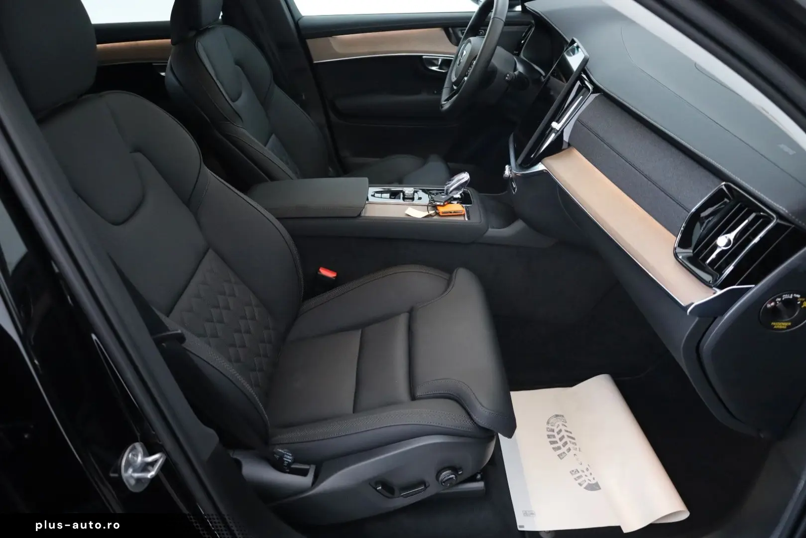 VOLVO XC90 Plus Bright AWD 7Sitze 360  HUD H&K ACC AHK