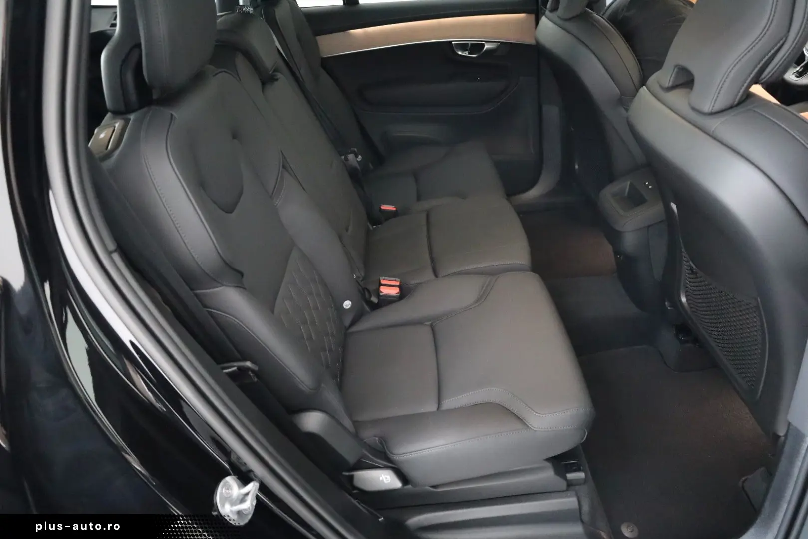 VOLVO XC90 Plus Bright AWD 7Sitze 360  HUD H&K ACC AHK