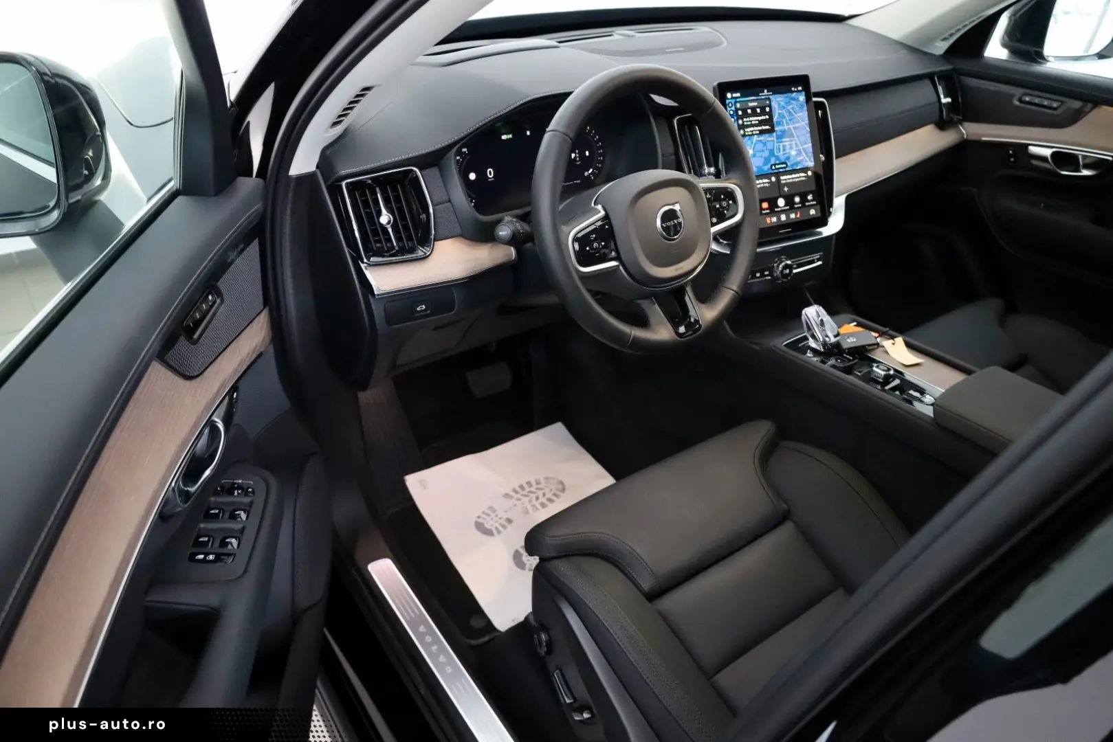 VOLVO XC90 Plus Bright AWD 7Sitze 360  HUD H&K ACC AHK