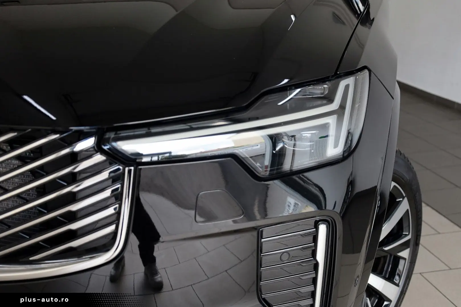 VOLVO XC90 Plus Bright AWD 7Sitze 360  HUD H&K ACC AHK