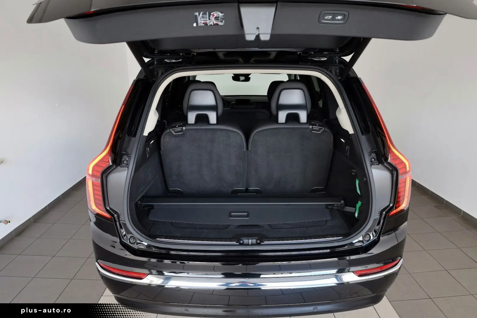 VOLVO XC90 Plus Bright AWD 7Sitze 360  HUD H&K ACC AHK