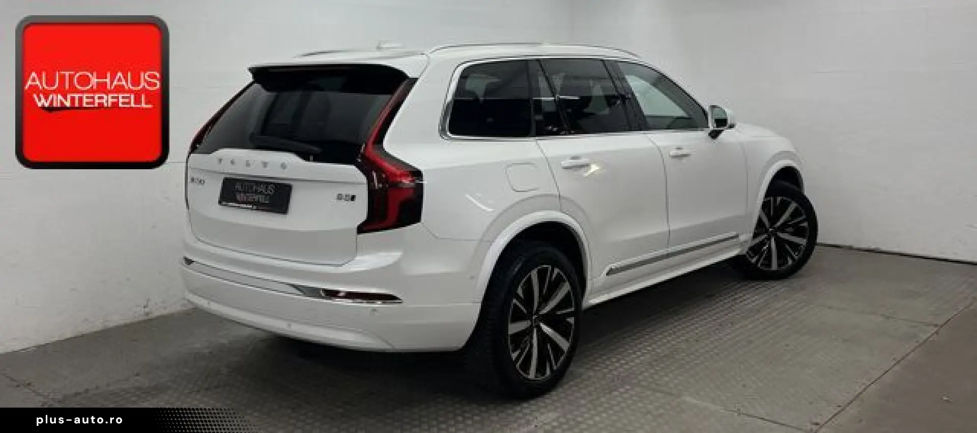 VOLVO XC90 B5 AWD PLUS BRIGHT 7SITZ AHK MATRIX 360 HUD
