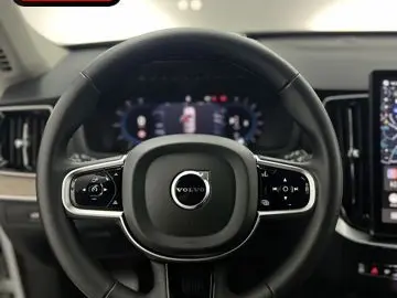 VOLVO XC90 B5 AWD PLUS BRIGHT 7SITZ AHK MATRIX 360 HUD