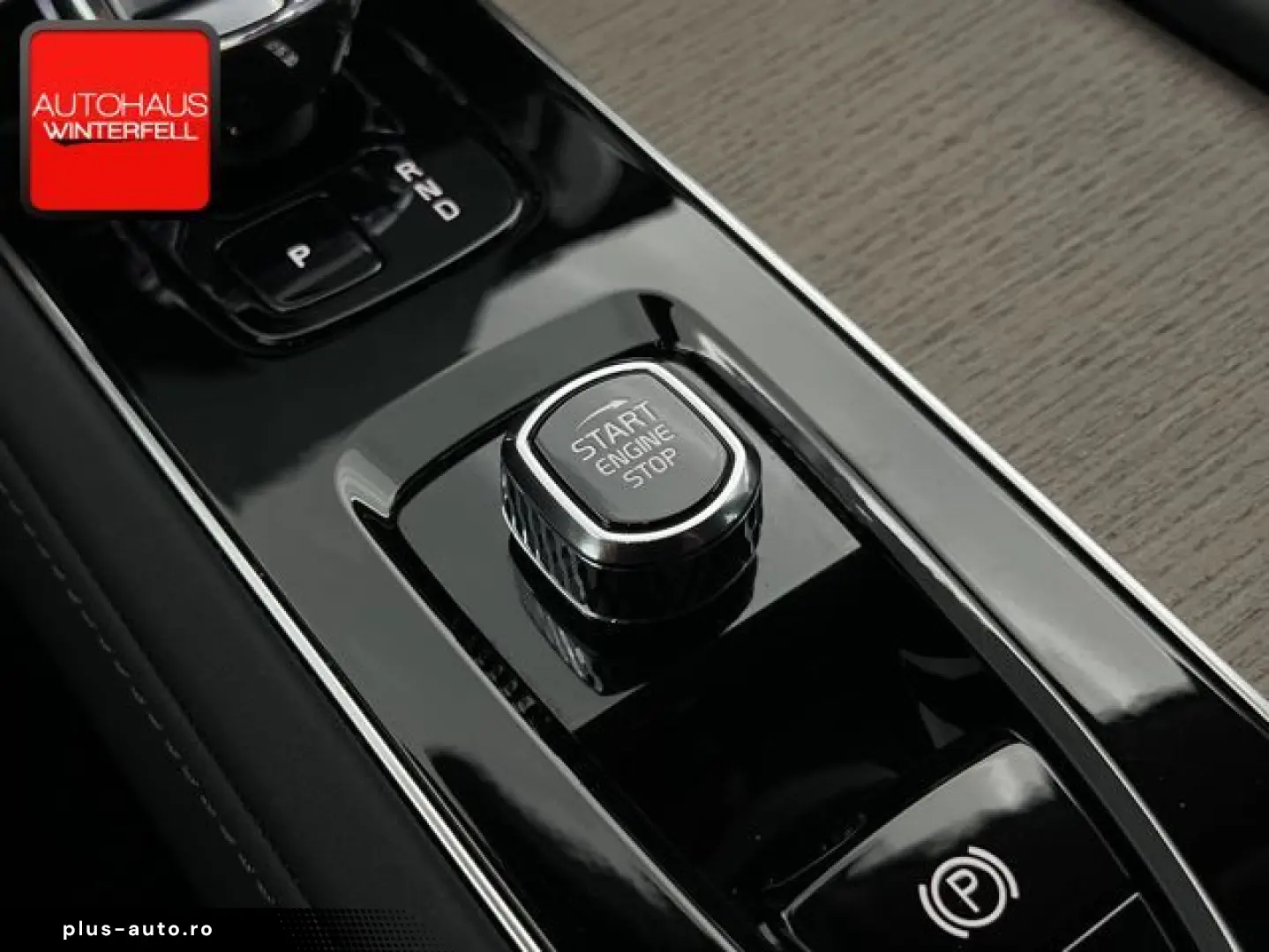 VOLVO XC90 B5 AWD PLUS BRIGHT 7SITZ AHK MATRIX 360 HUD