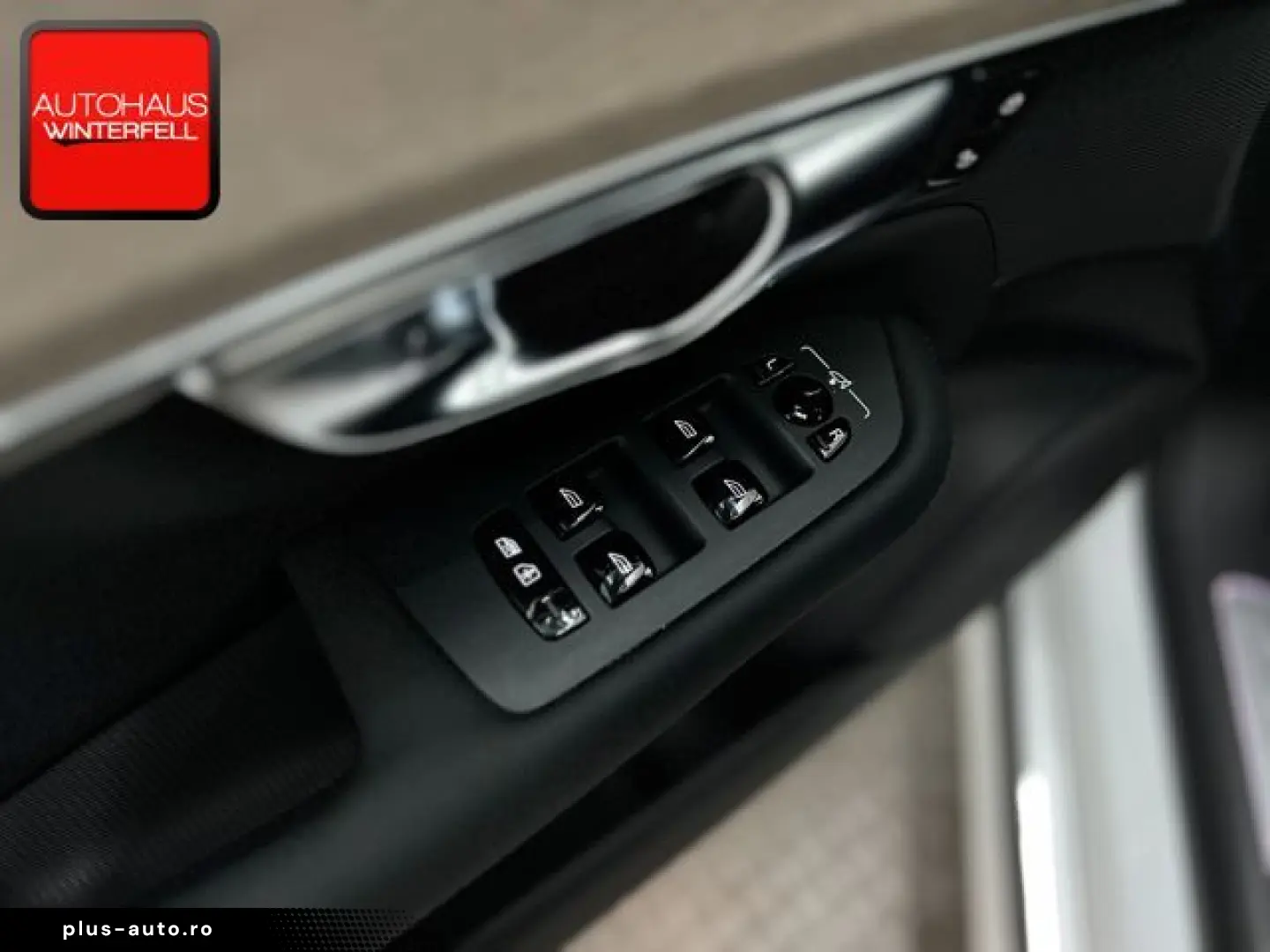 VOLVO XC90 B5 AWD PLUS BRIGHT 7SITZ AHK MATRIX 360 HUD