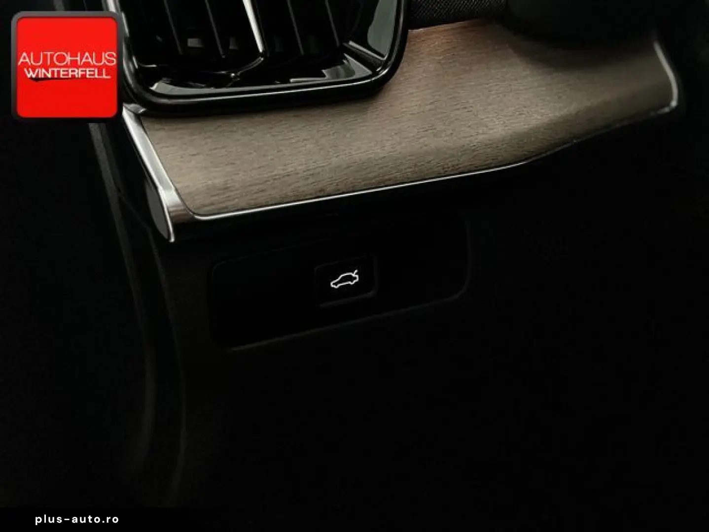 VOLVO XC90 B5 AWD PLUS BRIGHT 7SITZ AHK MATRIX 360 HUD