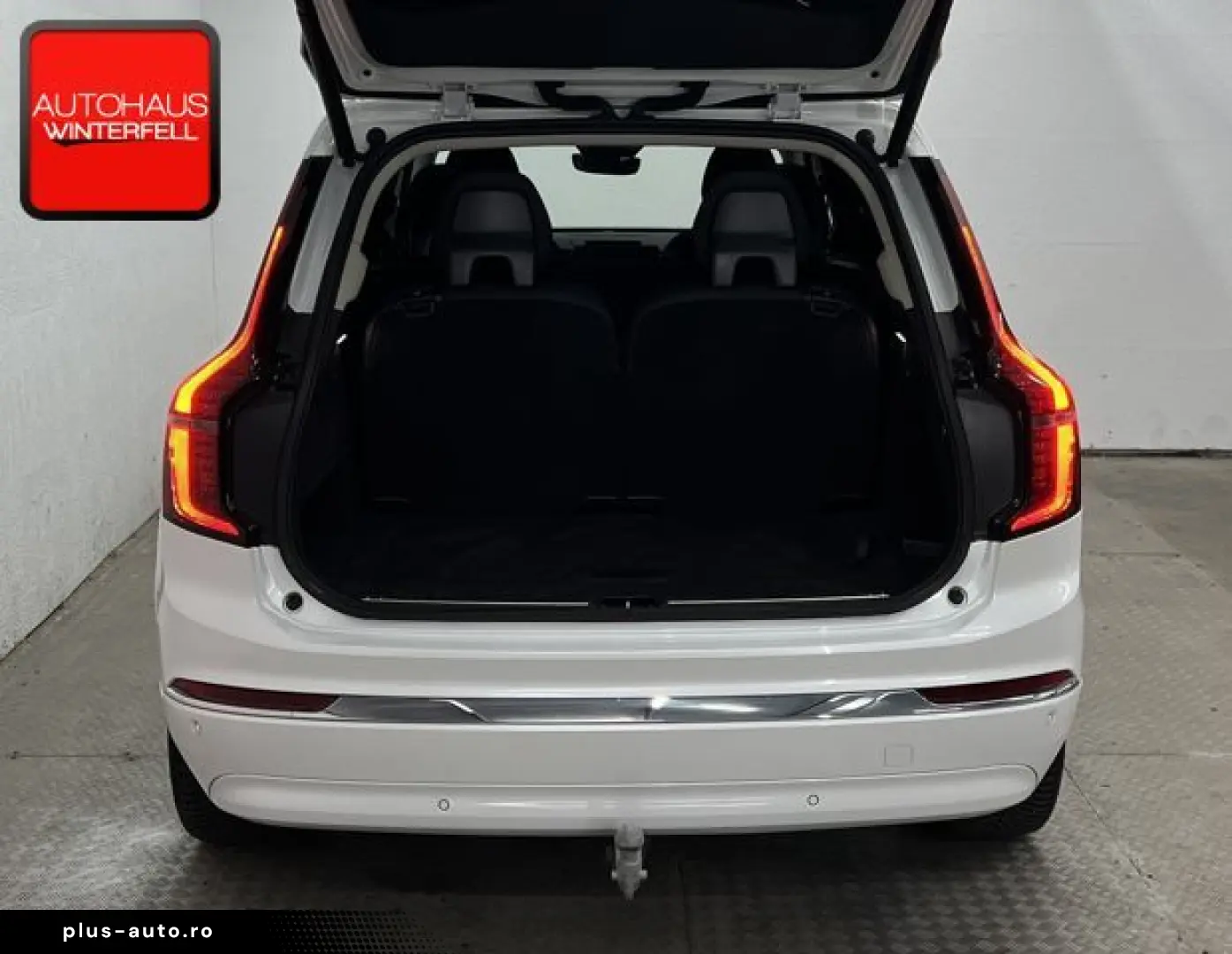 VOLVO XC90 B5 AWD PLUS BRIGHT 7SITZ AHK MATRIX 360 HUD