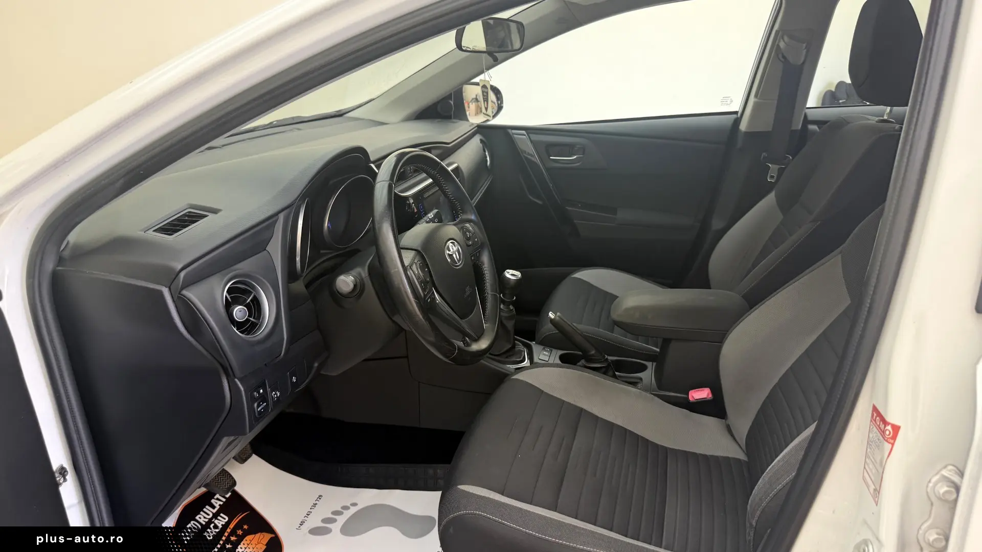 Toyota Auris 1.6 Diesel 112CP 2015 Euro 5