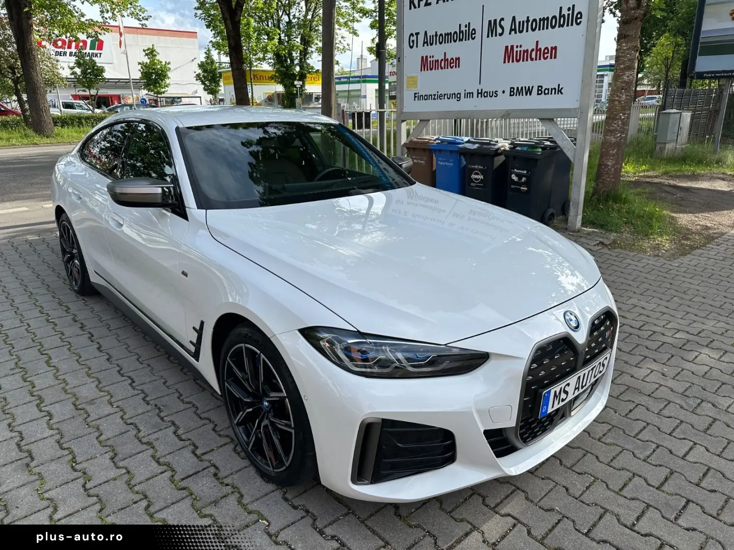 BMW i4 Gran Coupe M50 Sitzbelueftung Head Up Laser