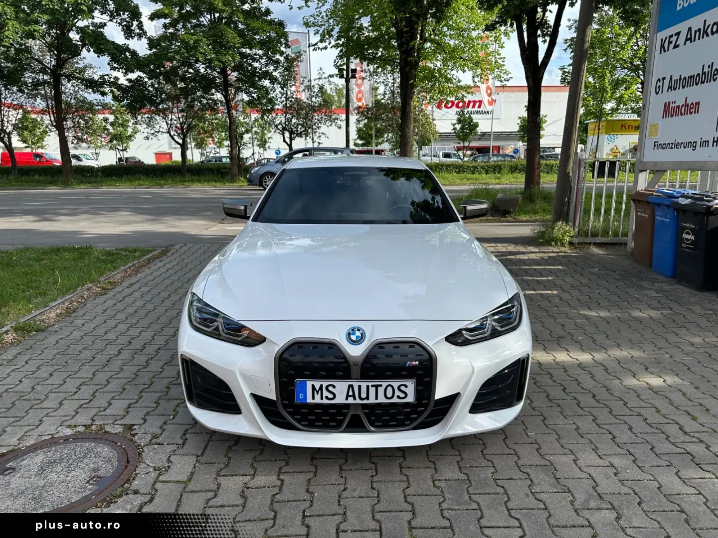 BMW i4 Gran Coupe M50 Sitzbelueftung Head Up Laser