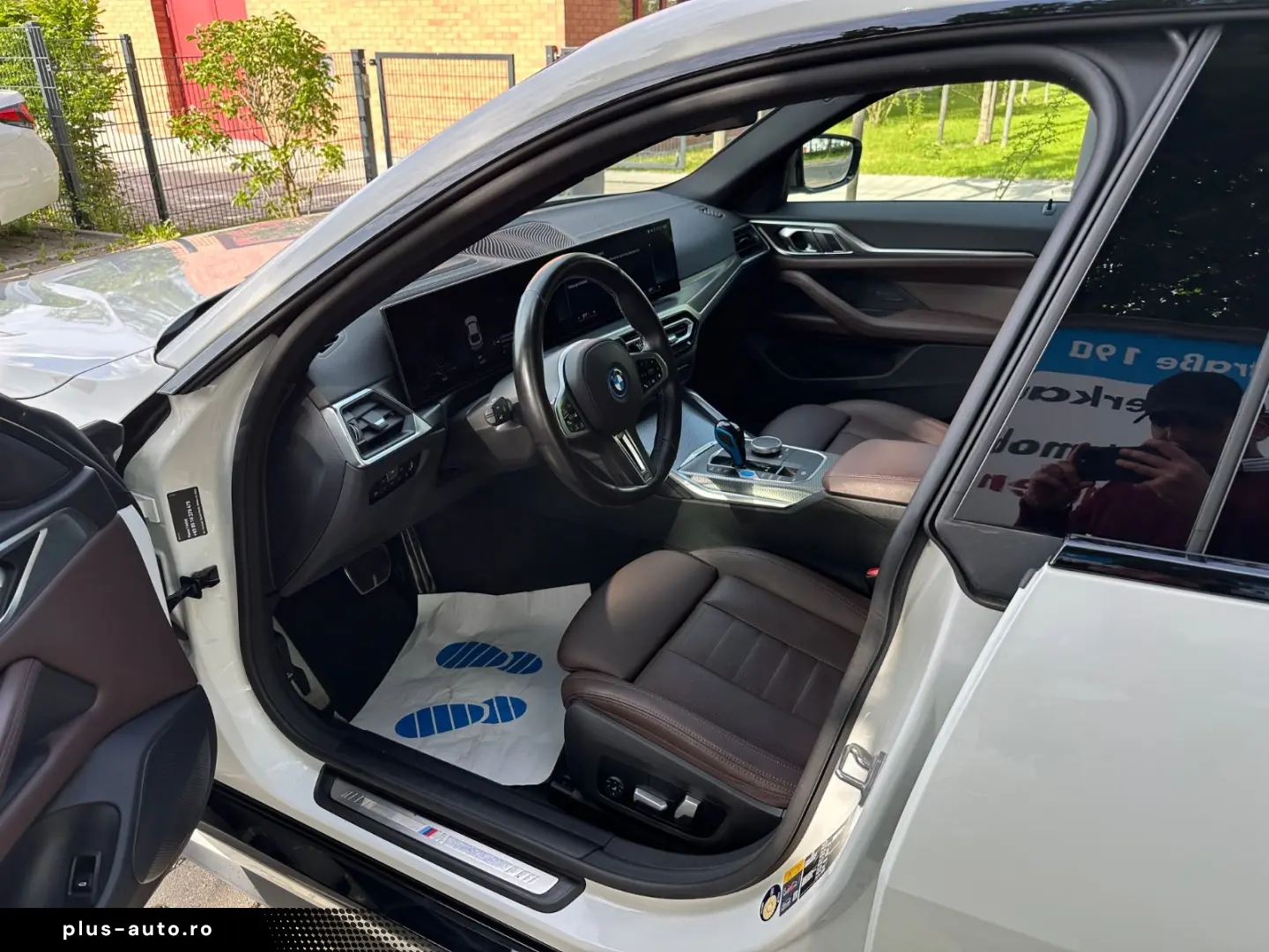 BMW i4 Gran Coupe M50 Sitzbelueftung Head Up Laser