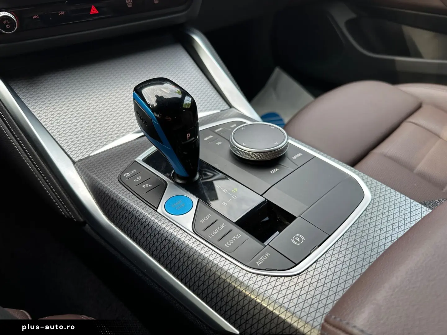BMW i4 Gran Coupe M50 Sitzbelueftung Head Up Laser