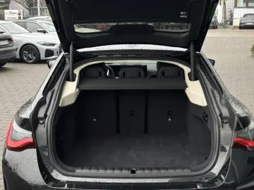 BMW i4 eDrive40 Sportsitz Leder ACC Prof AHK-el.Sitz