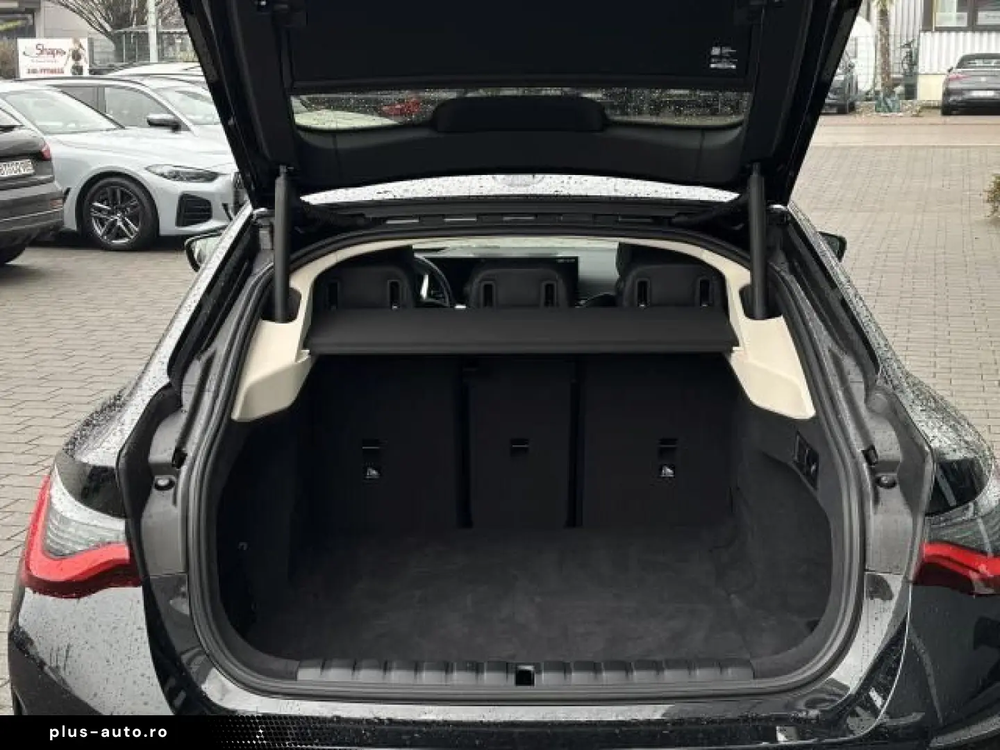 BMW i4 eDrive40 Sportsitz Leder ACC Prof AHK-el.Sitz