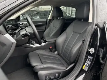 BMW i4 eDrive40 Sportsitz Leder ACC Prof AHK-el.Sitz