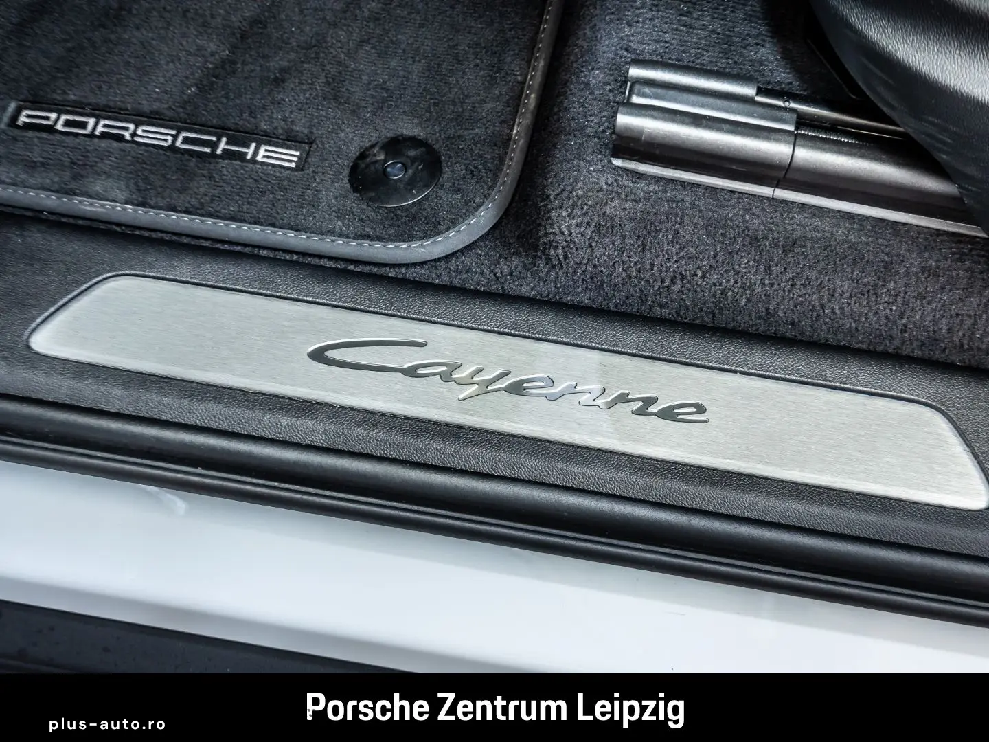 PORSCHE Cayenne E-Hybrid Coupe Matrix InnoDrive HeadUp