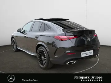 MERCEDES-BENZ GLC 300 4M AMG Coupé Distro Pano Keyle…