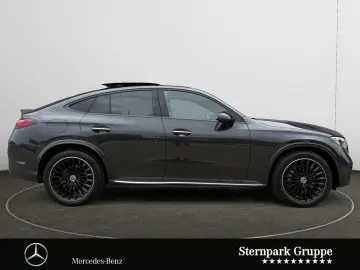 MERCEDES-BENZ GLC 300 4M AMG Coupé Distro Pano Keyle…