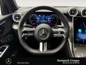 MERCEDES-BENZ GLC 300 4M AMG Coupé Distro Pano Keyle…