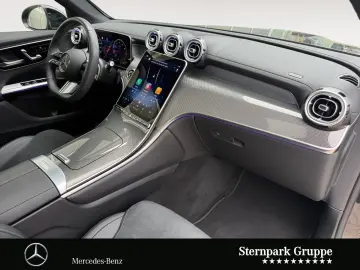 MERCEDES-BENZ GLC 300 4M AMG Coupé Distro Pano Keyle…