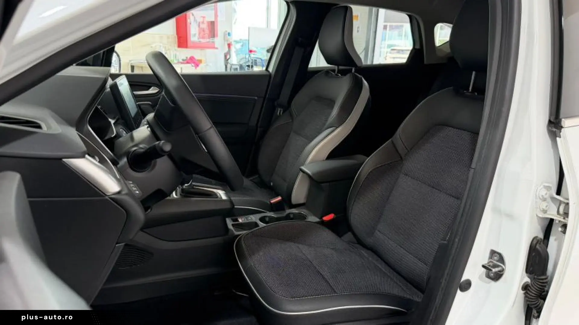 RENAULT CAPTUR 1.6 E-Tech PHEV 160CP techno