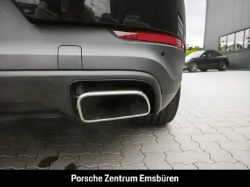 PORSCHE Cayenne E-Hybrid Coupe PASM Inno Bose Head-Up 14