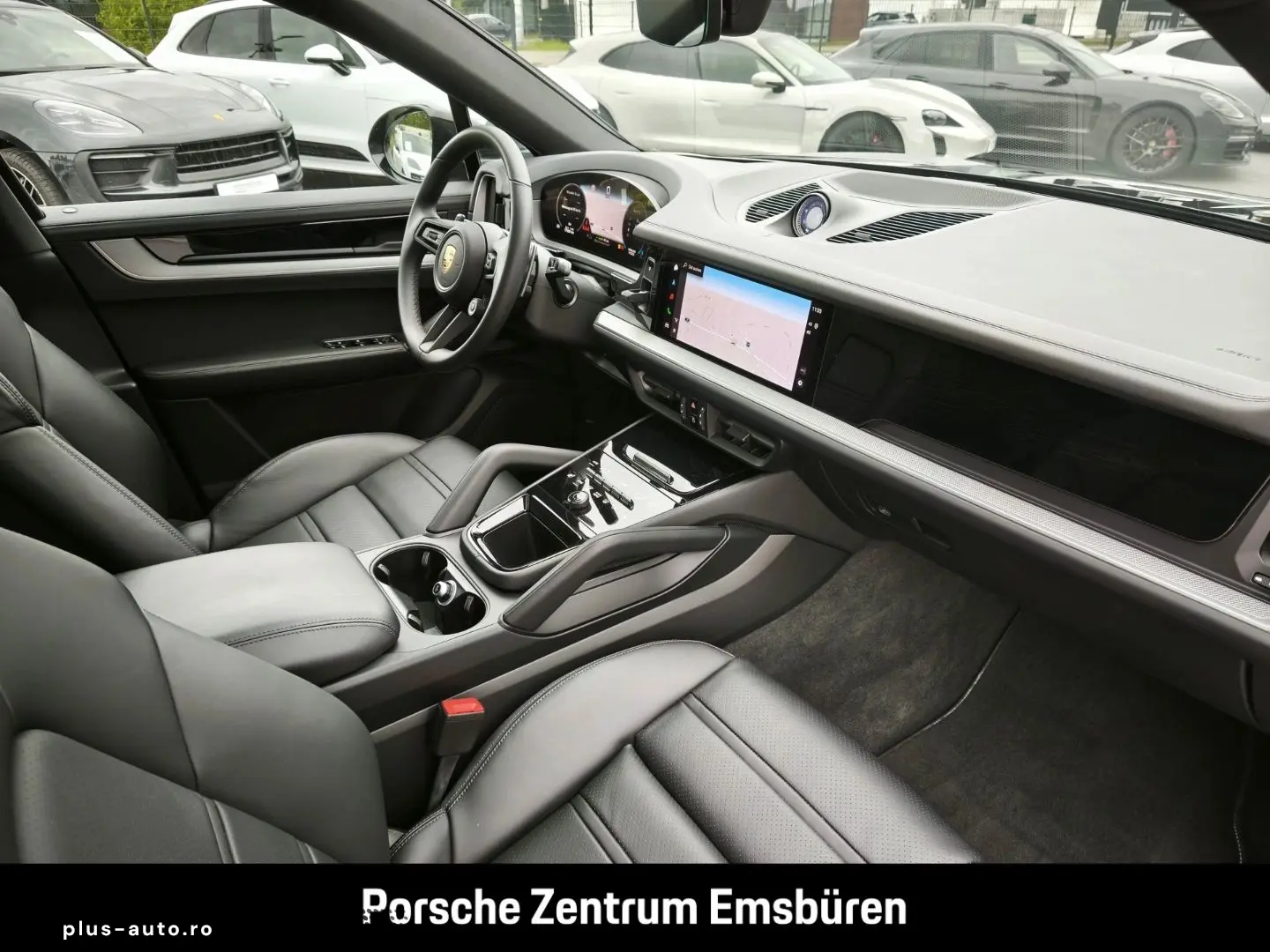 PORSCHE Cayenne E-Hybrid Coupe PASM Inno Bose Head-Up 14
