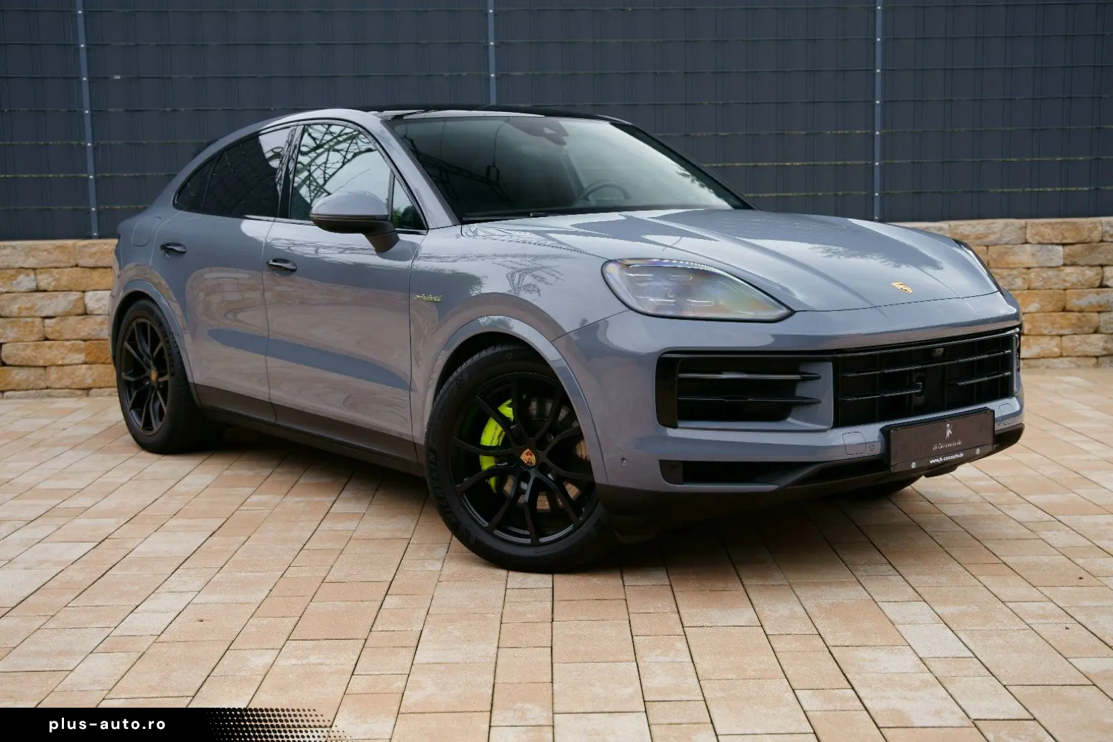 PORSCHE Cayenne Coupe E-Hybrid  SportAGA PDCC HEADUP