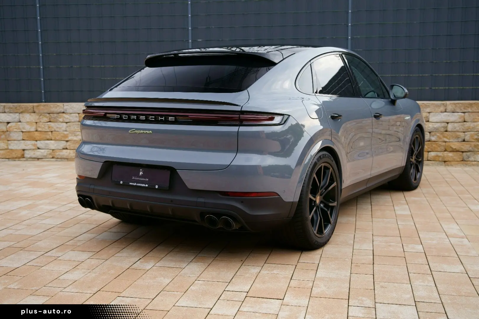 PORSCHE Cayenne Coupe E-Hybrid  SportAGA PDCC HEADUP