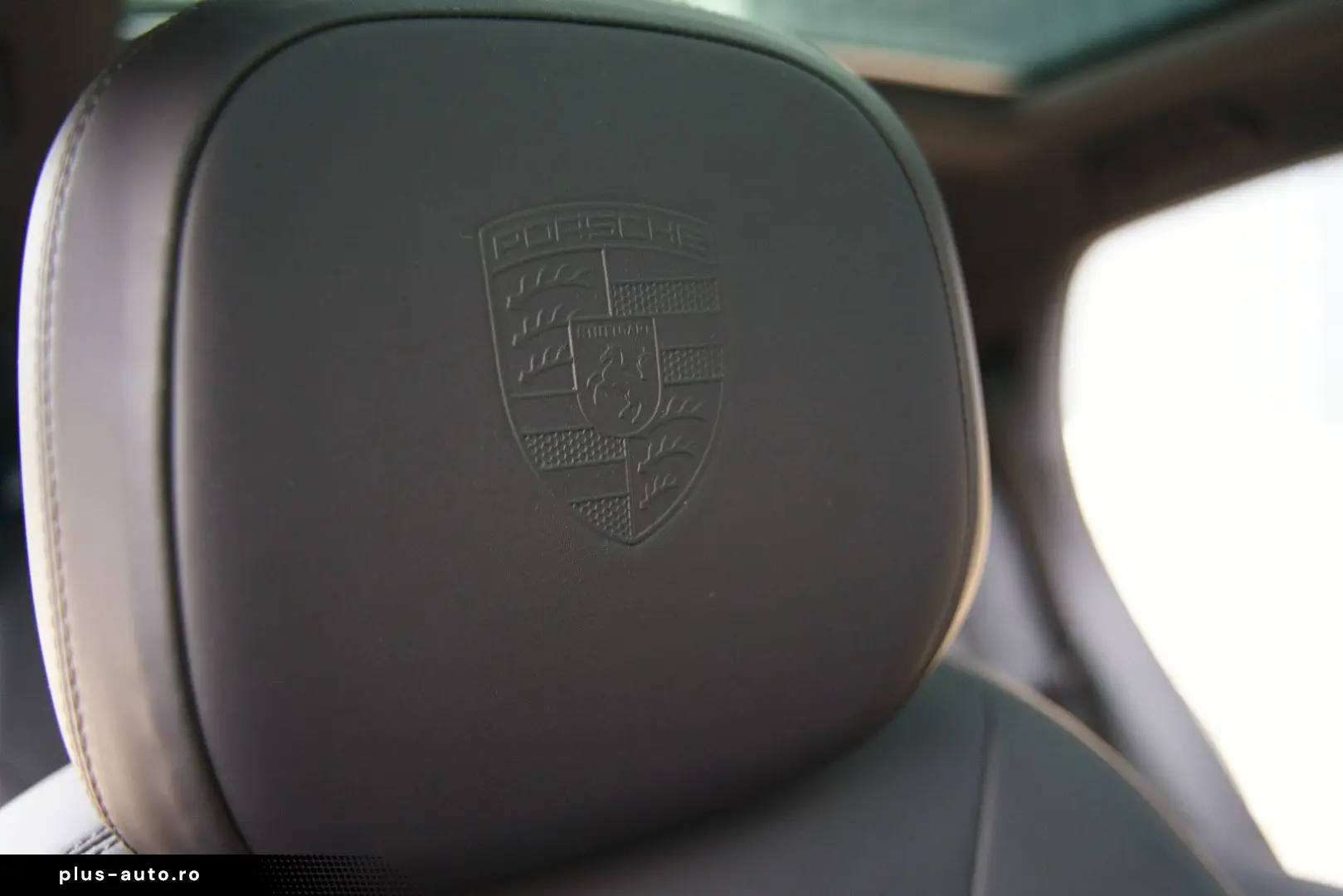 PORSCHE Cayenne Coupe E-Hybrid  SportAGA PDCC HEADUP