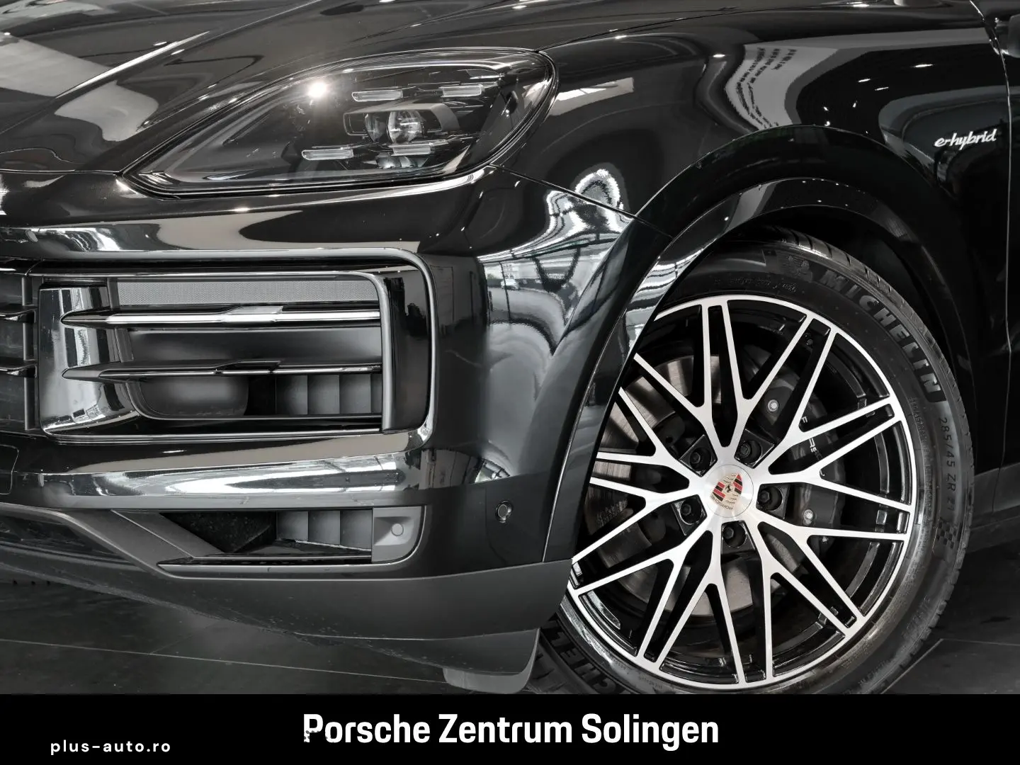 PORSCHE Cayenne E-Hybrid Coupe LUFT INNO HEADUP BOSE