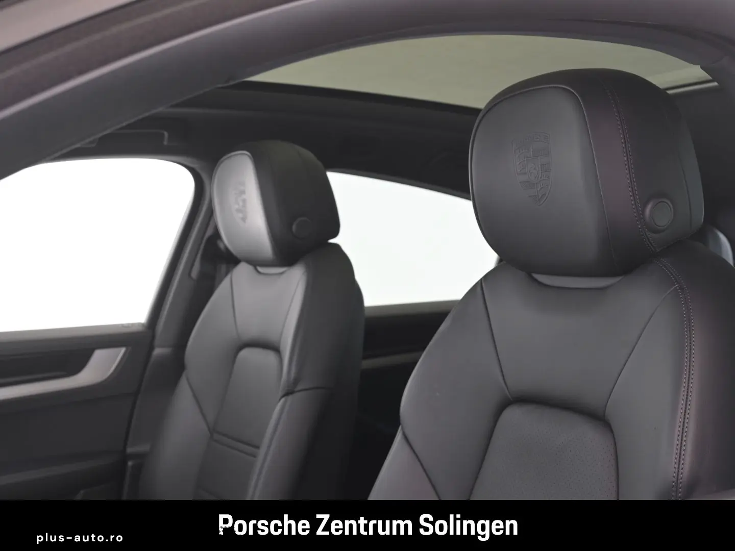PORSCHE Cayenne E-Hybrid Coupe LUFT INNO HEADUP BOSE