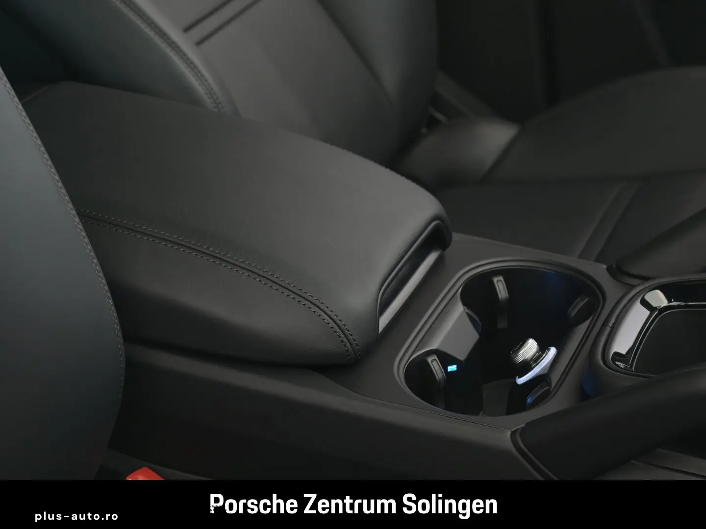 PORSCHE Cayenne E-Hybrid Coupe LUFT INNO HEADUP BOSE