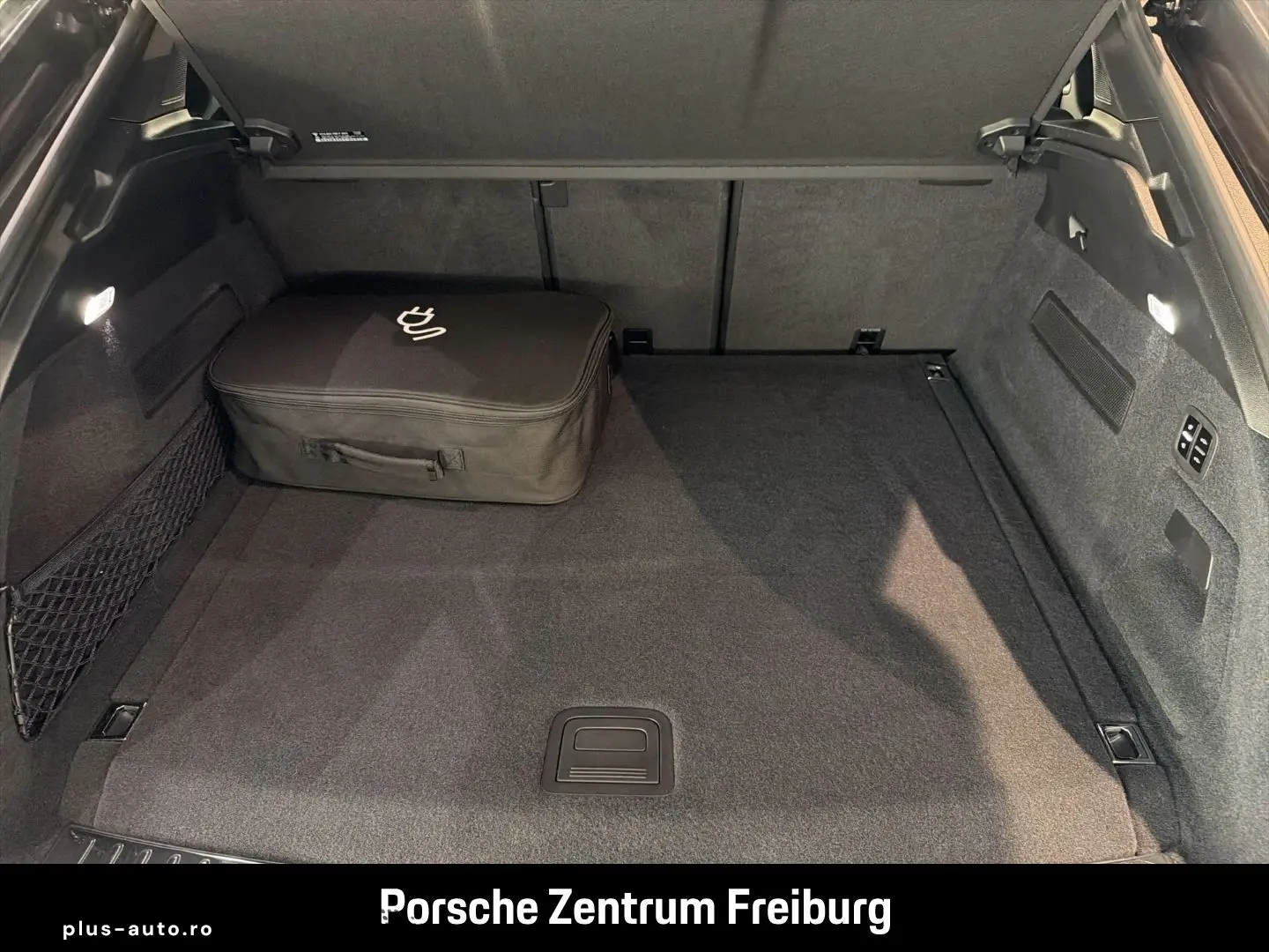 PORSCHE Cayenne E-Hybrid Coupe InnoDrive Surround-View