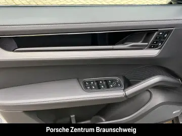 PORSCHE Cayenne E-Hybrid Coupe BOSE Panoramadach 1.Hand