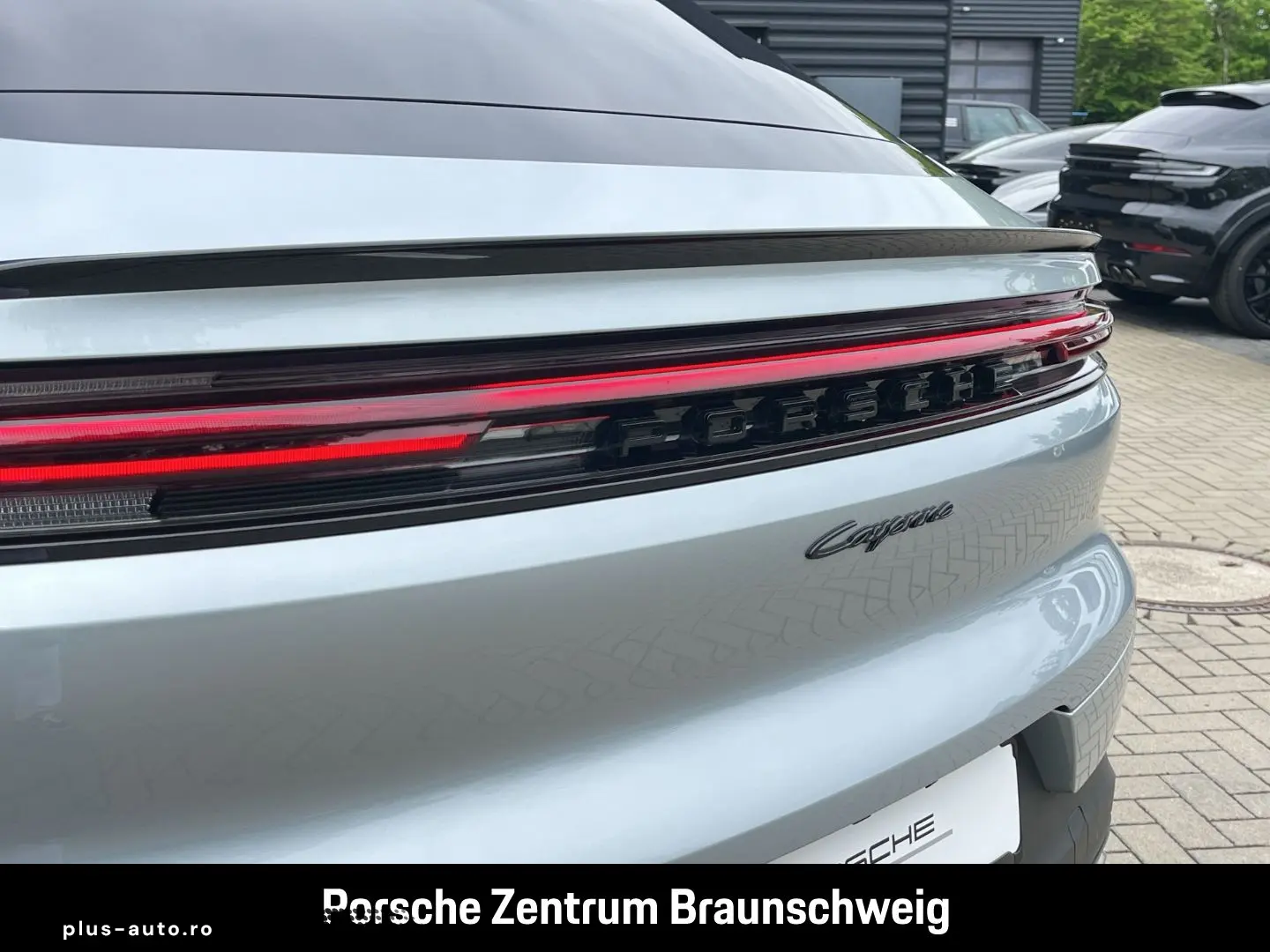 PORSCHE Cayenne E-Hybrid Coupe BOSE Panoramadach 1.Hand