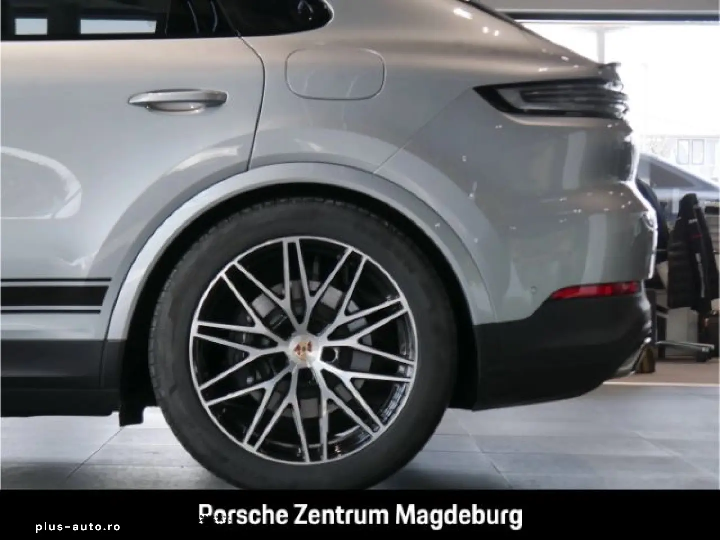PORSCHE Cayenne E-Hybrid Coupe HEAD-UP BOSE INNO