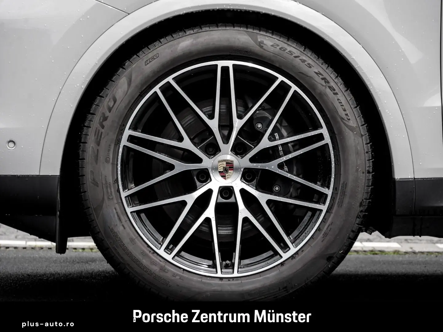 PORSCHE Cayenne E-Hybrid Coupe InnoDrive Head-Up Display