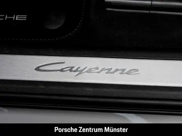 PORSCHE Cayenne E-Hybrid Coupe InnoDrive Head-Up Display